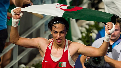 Tranh cãi về giới tính thật của nữ võ sĩ Imane Khelif làm rúng động làng boxing Tranh cãi về giới tính thật của nữ võ sĩ Imane Khelif làm rúng động làng boxing