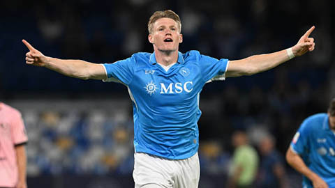 Lukaku kiến tạo, McTominay ghi bàn sau 26 giây vào sân cho Napoli