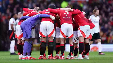 Fan MU muốn tống cổ Onana sau trận thua Fulham Fan MU muốn tống cổ Onana sau trận thua Fulham