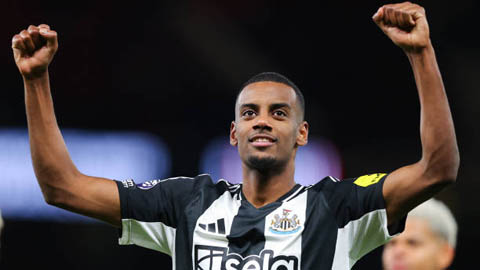 Newcastle nhận tin xấu về Isak Newcastle nhận tin xấu về Isak