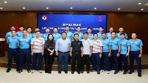 Trọng tài VAR khóa 4 bước vào giai đoạn đào tạo quyết định Trọng tài VAR khóa 4 bước vào giai đoạn đào tạo quyết định