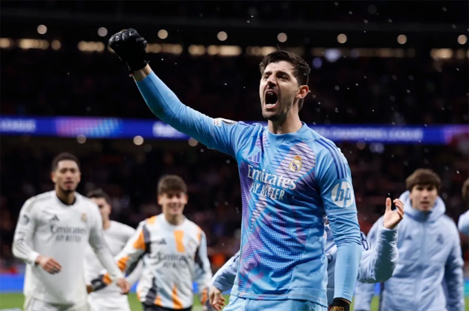 Courtois buộc phải rút lui khỏi ĐT Bỉ
