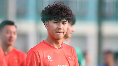 Alex Bùi: ‘Tôi thích Việt Nam, nhưng muốn chơi tại châu Âu trước đã’ Alex Bùi: ‘Tôi thích Việt Nam, nhưng muốn chơi tại châu Âu trước đã’