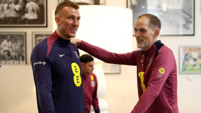 Dan Burn gây ấn tượng mạnh với HLV Tuchel