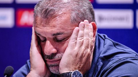 Ange Postecoglou, oan ức gì, than khóc gì? Ange Postecoglou, oan ức gì, than khóc gì?