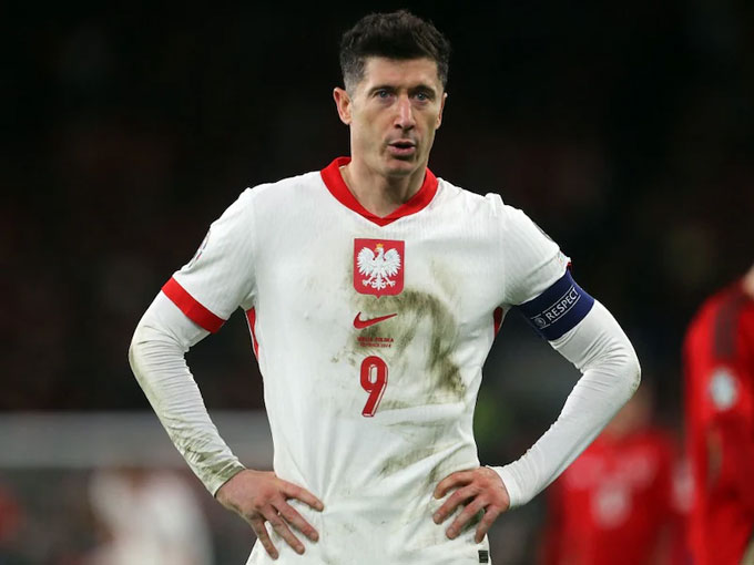 Lewandowski từ chối trở lại tuyển Ba Lan nếu HLV Probierz còn tại vị
