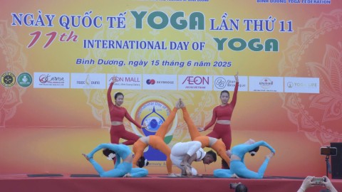 Hơn 1.000 người tham dự Ngày Quốc tế Yoga lần thứ 11 năm 2025 tại Bình Dương Hơn 1.000 người tham dự Ngày Quốc tế Yoga lần thứ 11 năm 2025 tại Bình Dương