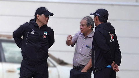Bầu Đức 'chơi lớn' khiến cả V.League ngưỡng mộ Bầu Đức 'chơi lớn' khiến cả V.League ngưỡng mộ