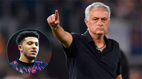 Jose Mourinho muốn ‘giải cứu’ cầu thủ bị ruồng bỏ tại MU Jose Mourinho muốn ‘giải cứu’ cầu thủ bị ruồng bỏ tại MU