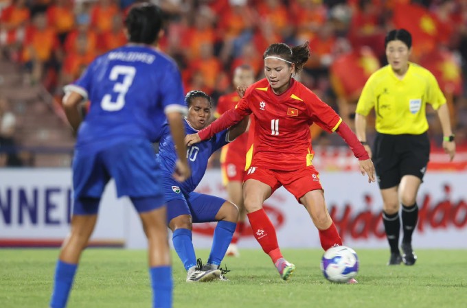 Maldives mừng vì chỉ thua 0-7 trước Việt Nam - Ảnh: Minh Tuấn 