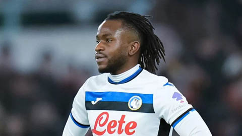 Arsenal chốt giá mua Ademola Lookman Arsenal chốt giá mua Ademola Lookman