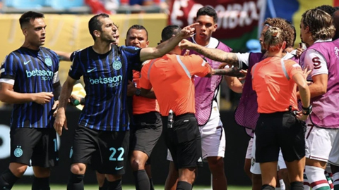  Ẩu đả hỗn loạn ở trận Inter Milan vs Fluminense