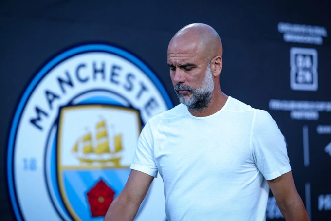 Pep cùng các cộng sự sẽ phải giải bài toán thể lực cho Man City mùa tới