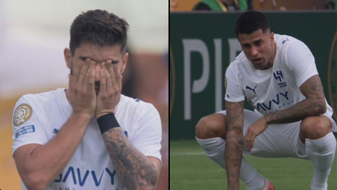 Joao Cancelo và Ruben Neves bật khóc ngay trên sân vì nhớ Diogo Jota