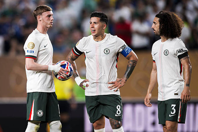 Quân số đội một Chelsea sắp lên 48