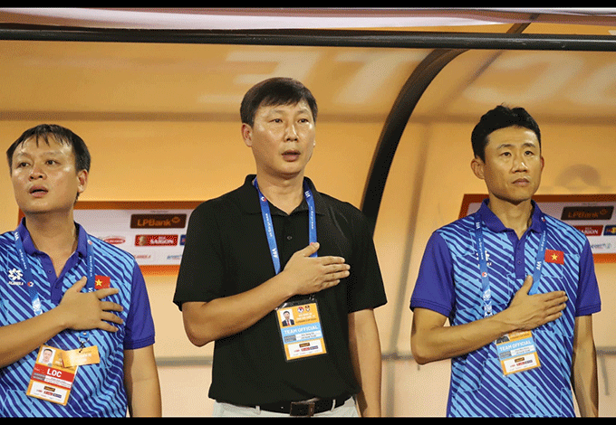 HLV Choi là trợ lý đắc lực, cực kỳ quan trọng với HLV Kim Sang Sik trên hành trình vô địch AFF Cup 2024