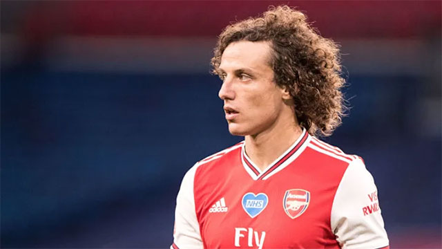 David Luiz có thể chơi được cả ở vị trí trung vệ lẫn tiền vệ phòng ngự