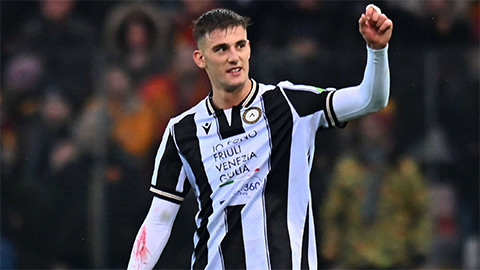  Từ bỏ Darwin Nunez, Napoli chiêu mộ thành công tiền đạo cao hơn 2m