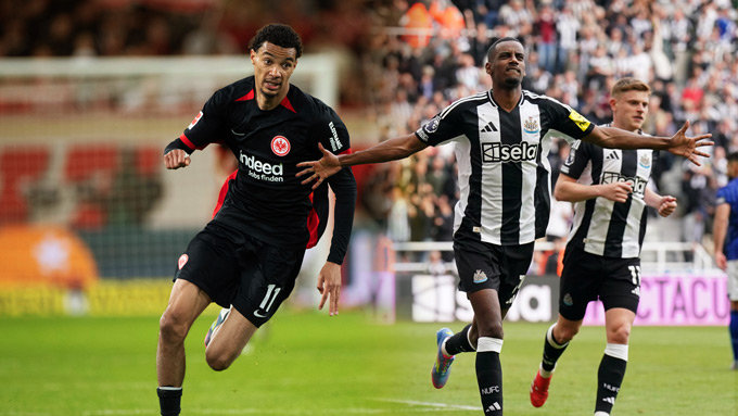 ... và đang theo đuổi cả Ekitike lẫn Isak