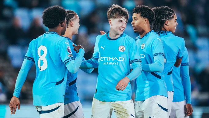 Man City đang cho thấy sự đáng sợ ở khả năng phát triển cầu thủ trẻ