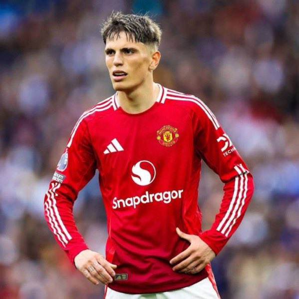 Garnacho không còn tương lai tại MU.