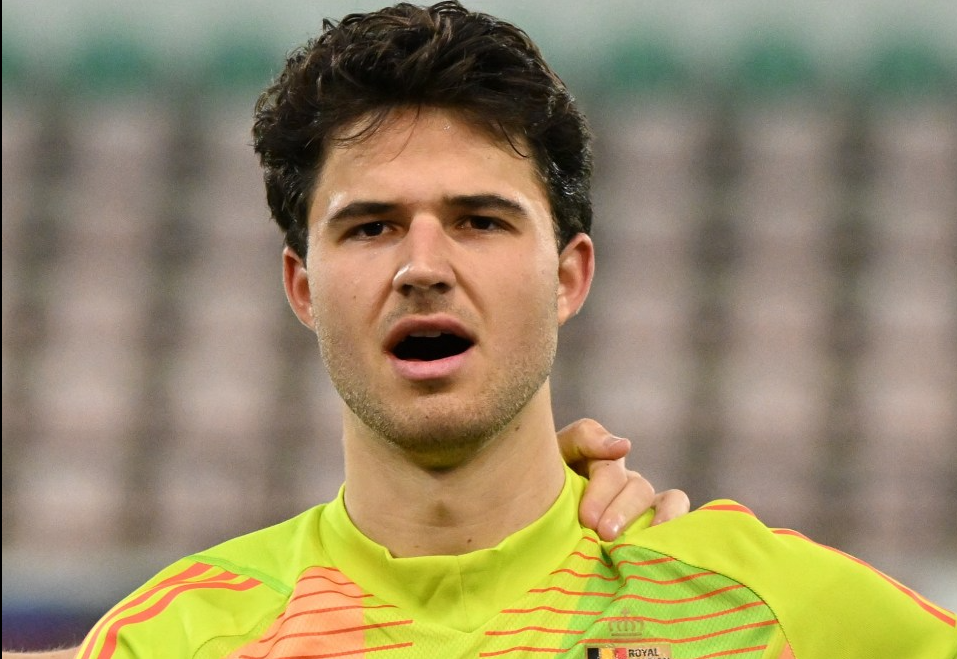  John Victor có phù hợp với MU?