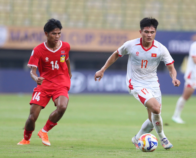 U23 Việt Nam có trận đấu mở màn khá dễ dàng trước U23 Lào. Ảnh: Anh Khoa 