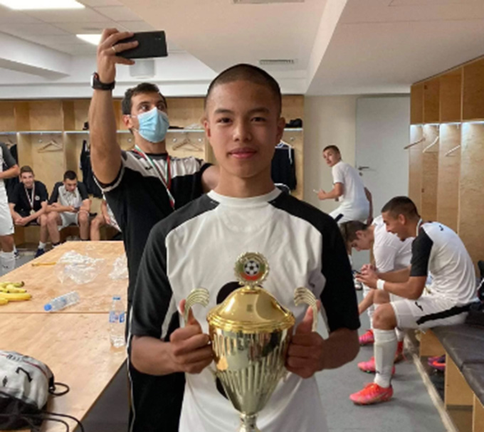 CLB Slavia Sofia đồng ý bán Chung Nguyen Do 