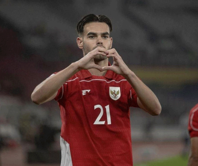 Tiền đạo Jens Raven bị kiệt sức sau trận bán kết với U23 Thái Lan