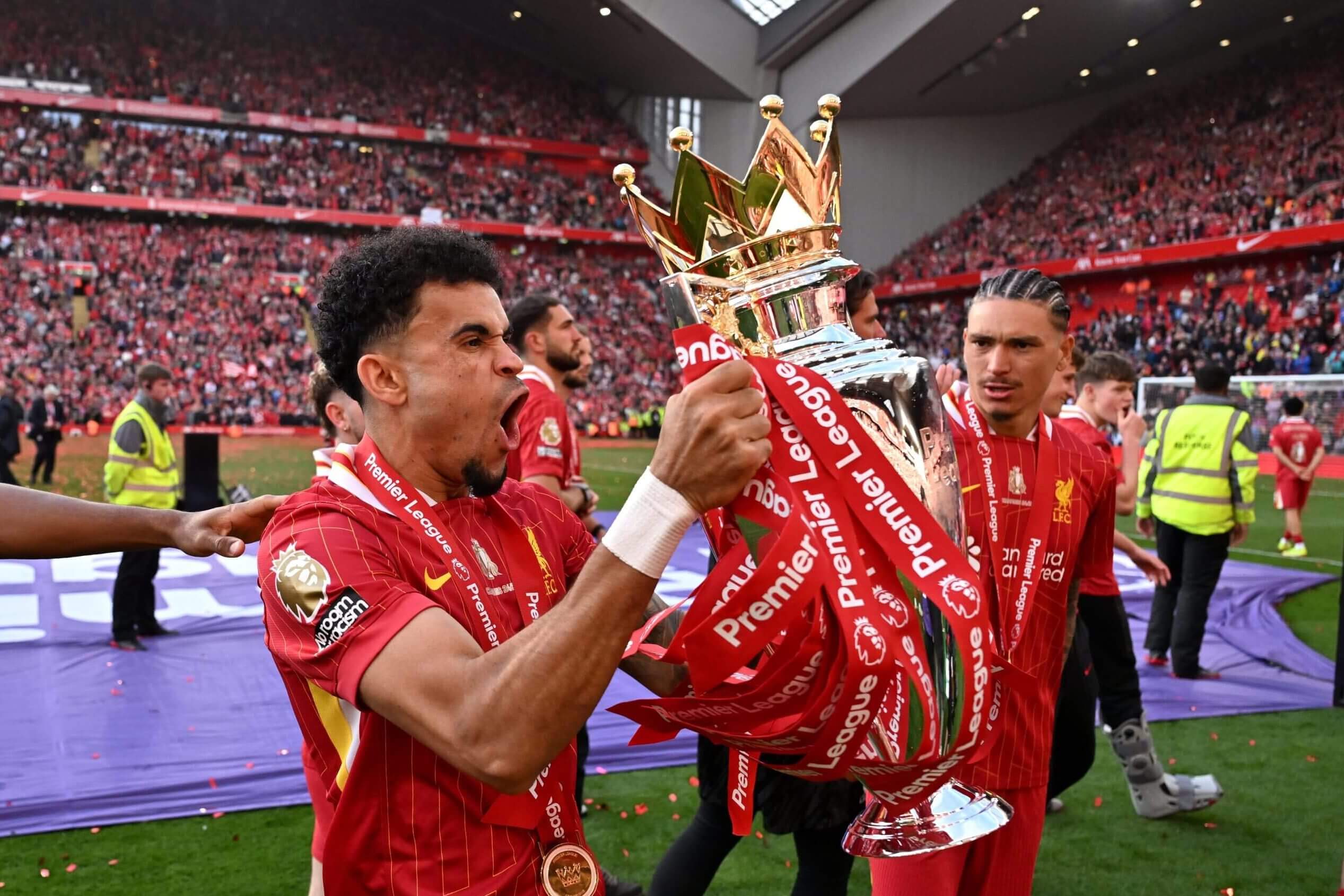 Slot đã nói về Diaz, người sắp gia nhập Bayern Munich, như một món hời