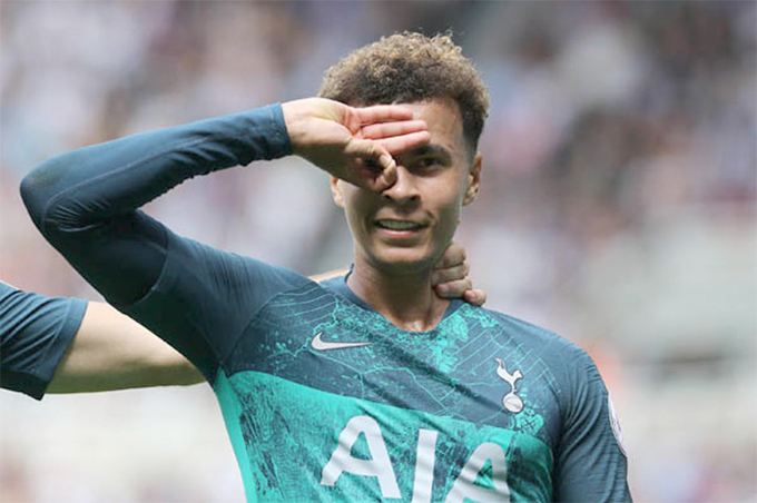 Alli trong màu áo Tottenham