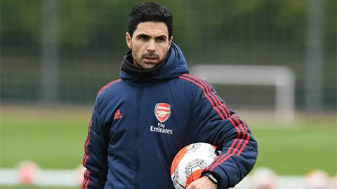 Arteta yêu cầu BLĐ Arsenal bổ sung thêm 2 tân binh Arteta yêu cầu BLĐ Arsenal bổ sung thêm 2 tân binh