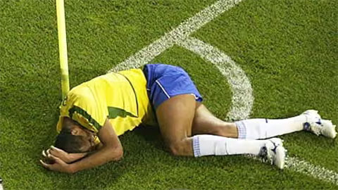 Rivaldo & pha ăn vạ trơ trẽn bậc nhất lịch sử World Cup