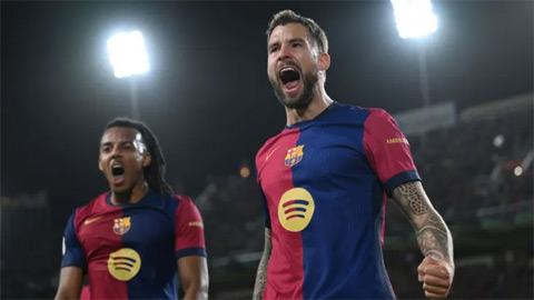 Sao Barca lại dại dột như thế?