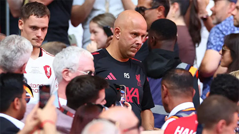 Liverpool 2.0 ra mắt tại Wembley và Slot còn nhiều lỗi cần vá Liverpool 2.0 ra mắt tại Wembley và Slot còn nhiều lỗi cần vá