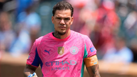 Galatasaray đưa ra đề nghị chính thức 'siêu rẻ' hỏi mua Ederson