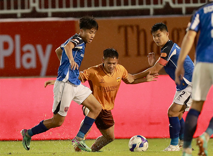 HAGL khởi đầu thất vọng ở trận mở màn V.League 2025/26 - Ảnh: Minh Trần 