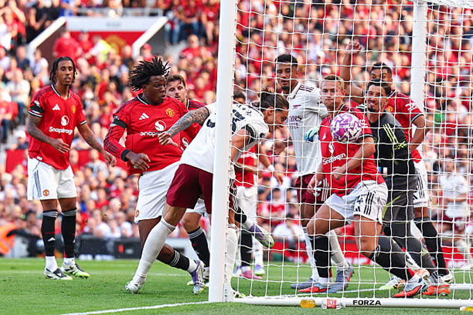 Calafiori ghi bàn duy nhất của trận đấu