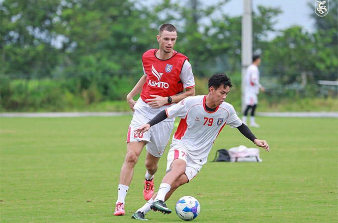 Bắc Ninh chiêu mộ tiền đạo người Brazil Kaina Nunes để phục vụ mục tiêu thăng hạng V.League - Ảnh: BNFC