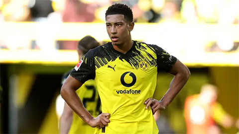 Tại sao Jobe Bellingham phải ngồi dự bị trước trận St.Pauli vs Dortmund?  Tại sao Jobe Bellingham phải ngồi dự bị trước trận St.Pauli vs Dortmund?