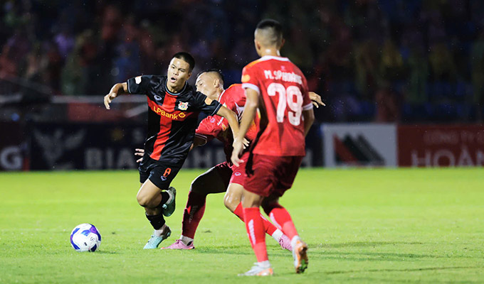 Chung Nguyen Do ra mắt V.League - Ảnh: Đức Cường