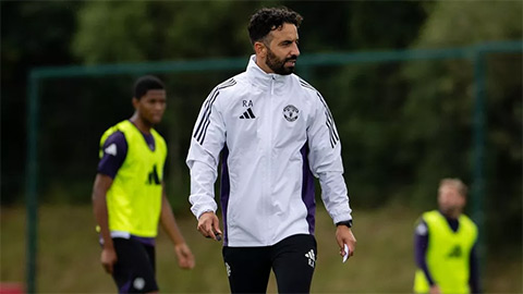 Amorim dành đặc quyền cho thần đồng 'trăm năm có một' của MU  Amorim dành đặc quyền cho thần đồng 'trăm năm có một' của MU