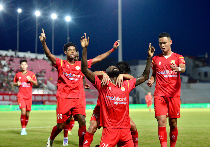 Niềm vui của PVF CAND khi có bàn mở tỷ số - Ảnh: Phan Tùng 