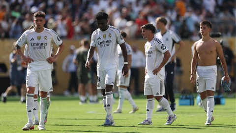 Real Madrid giành ít cúp nhưng vẫn kiếm nhiều tiền  Real Madrid giành ít cúp nhưng vẫn kiếm nhiều tiền