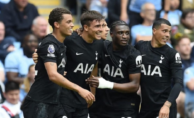 Tottenham đang thể hiện một bộ mặt rất khác
