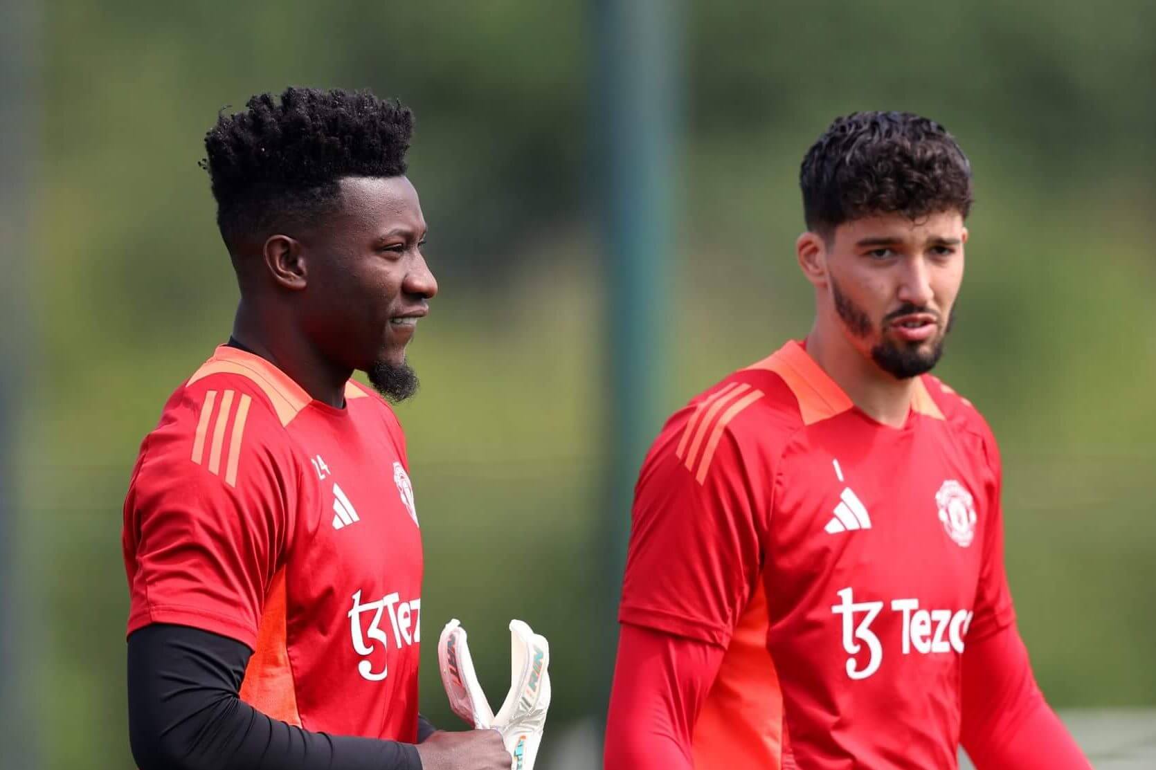 Altay Bayindir và Onana đang không tạo được sự tin tưởng trước khung thành của MU