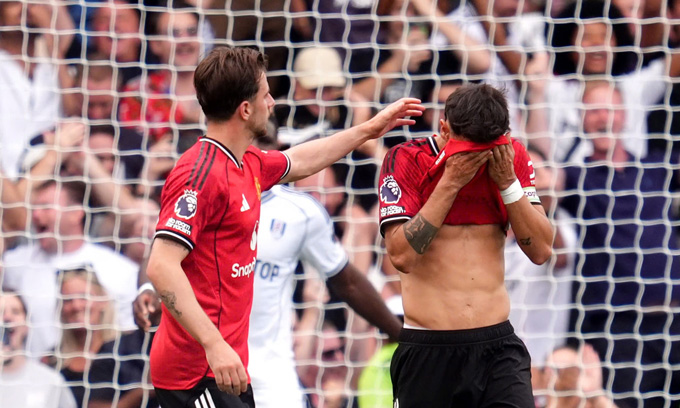 Chỉ mới qua 2 vòng đấu nên còn quá sớm để phán xét về MU