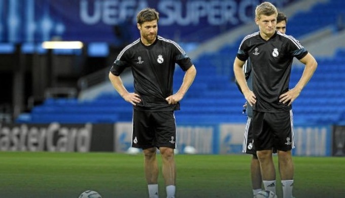 Theo Kroos, tương lai của Alonso sẽ phụ thuộc vào rất nhiều yếu tố.