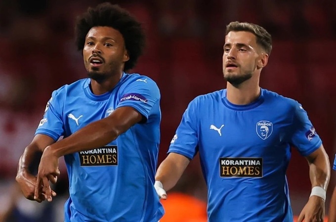 Pafos gây bất ngờ khi giành vé dự Champions League mùa 2025/26