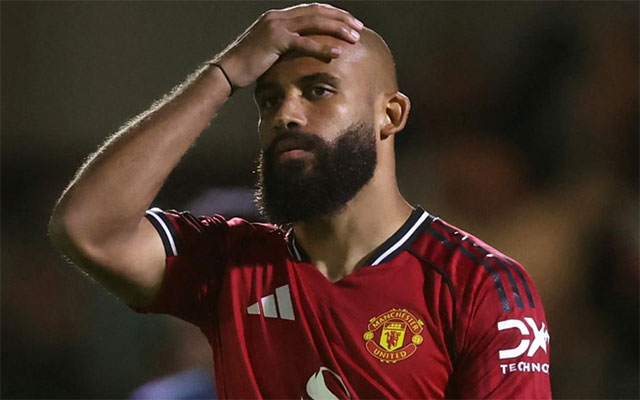 MU vừa phải nhận thất bại đáng hổ thẹn ở cúp Liên đoàn Anh